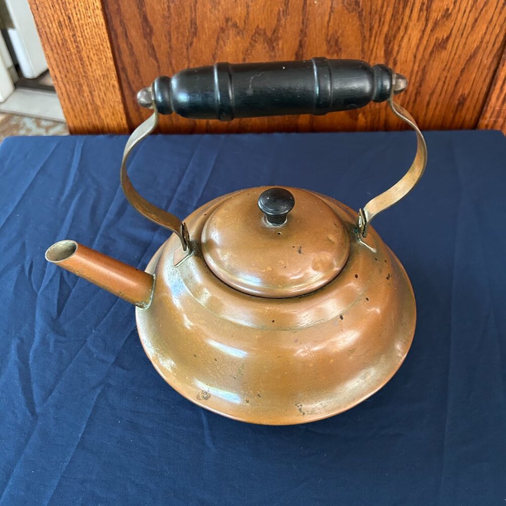 Vintage Copper Tea Pot with lid